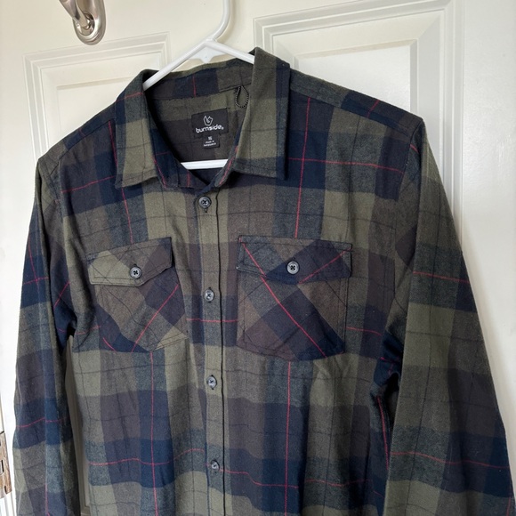 NWOT Burnside Boys size 16 long sleeve flannel in olive/ navy - Picture 5 of 5